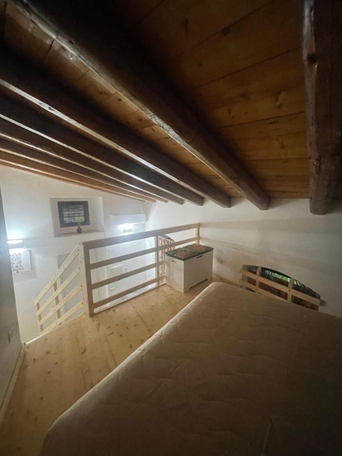 Mega House 2 * Catania